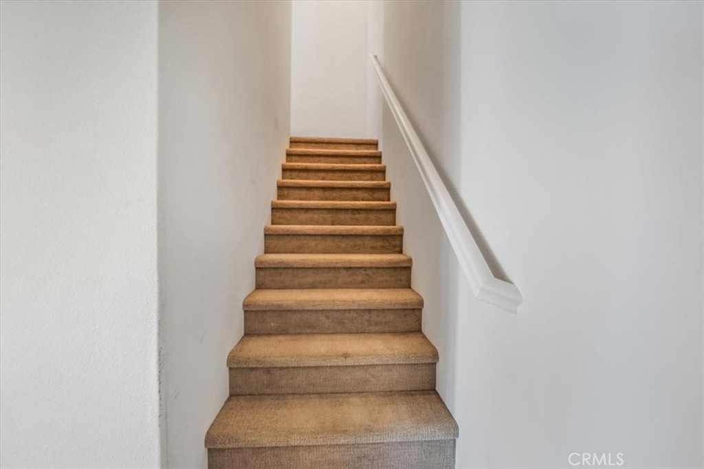 MLS #OC25223431 image #32