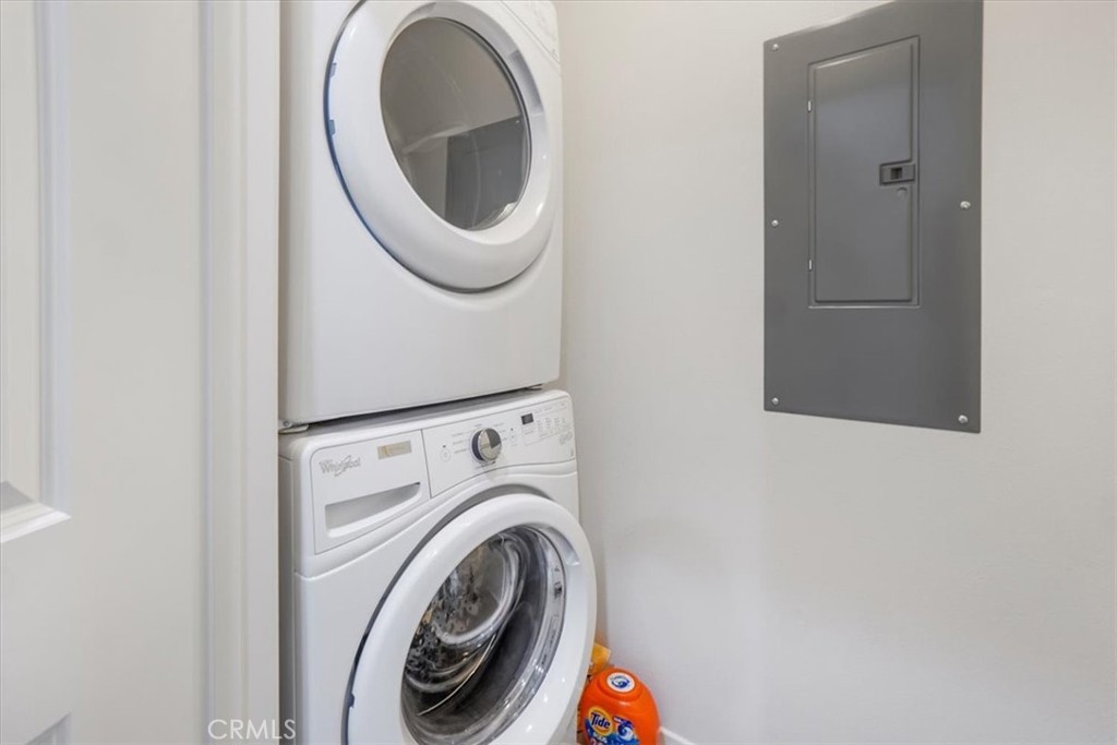 MLS #OC25223431 image #34