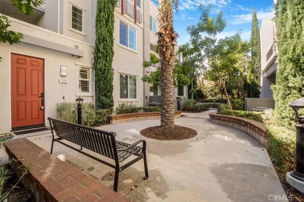 MLS #OC25223431 image #38