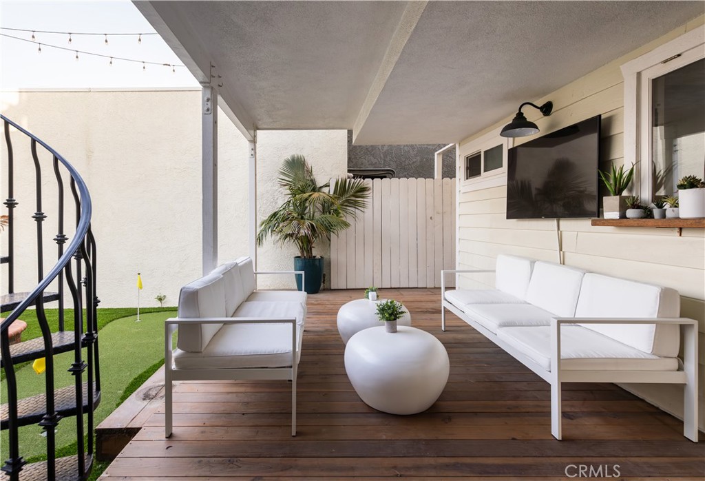 MLS #OC25223441 image #14