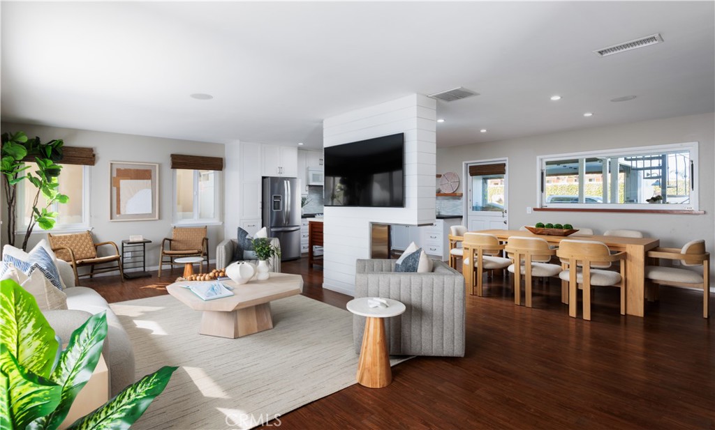 MLS #OC25223441 image #3