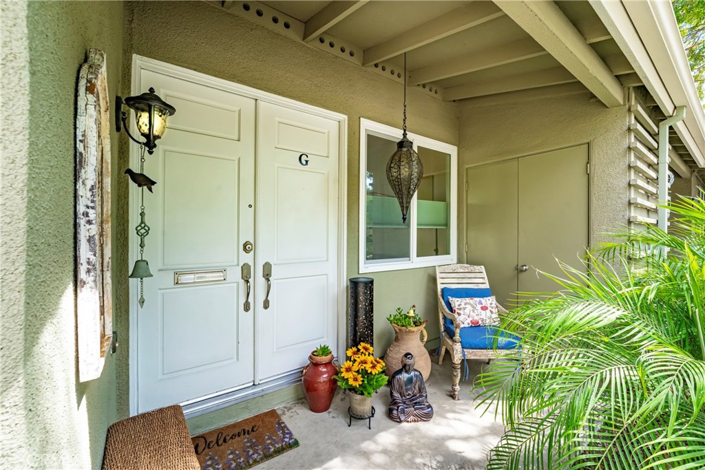 MLS #OC25223447 image #1