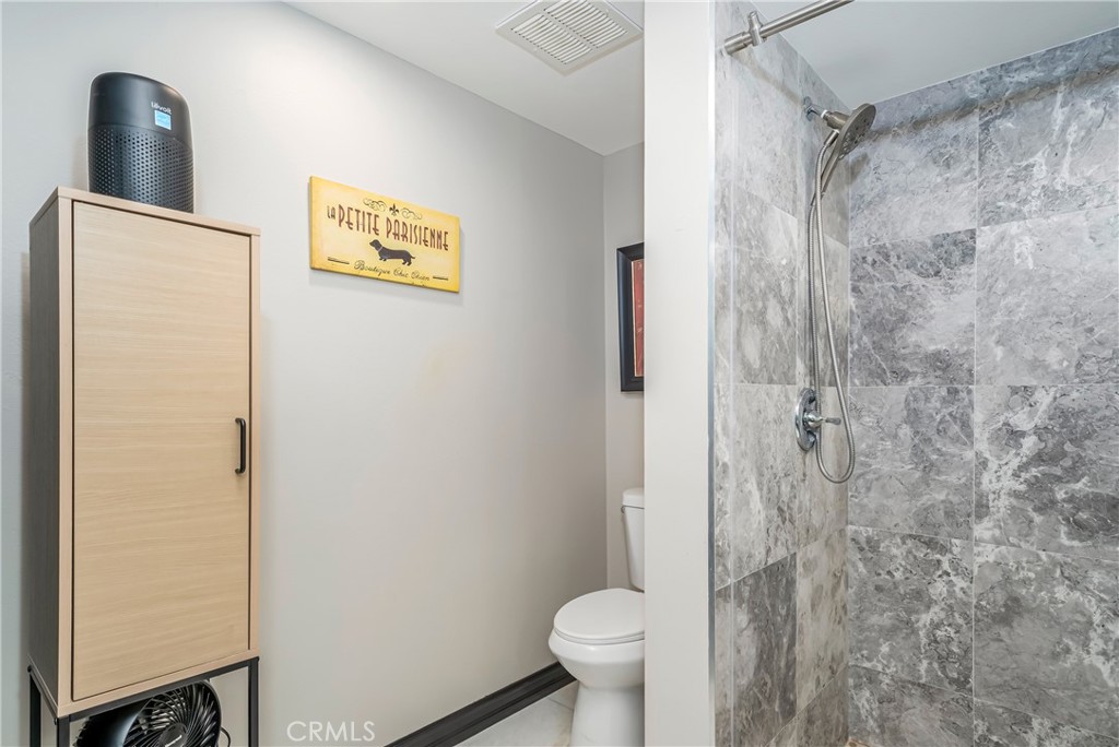 MLS #OC25223447 image #17