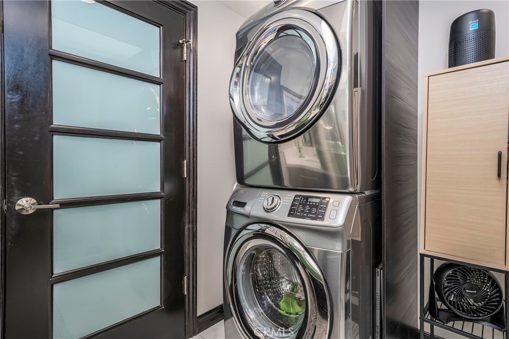 MLS #OC25223447 image #18