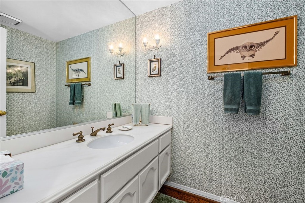 MLS #OC25223473 image #19