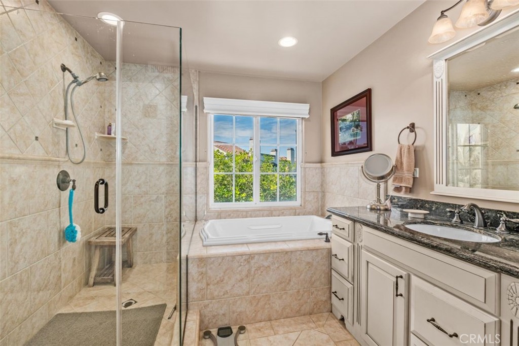 MLS #OC25223473 image #27