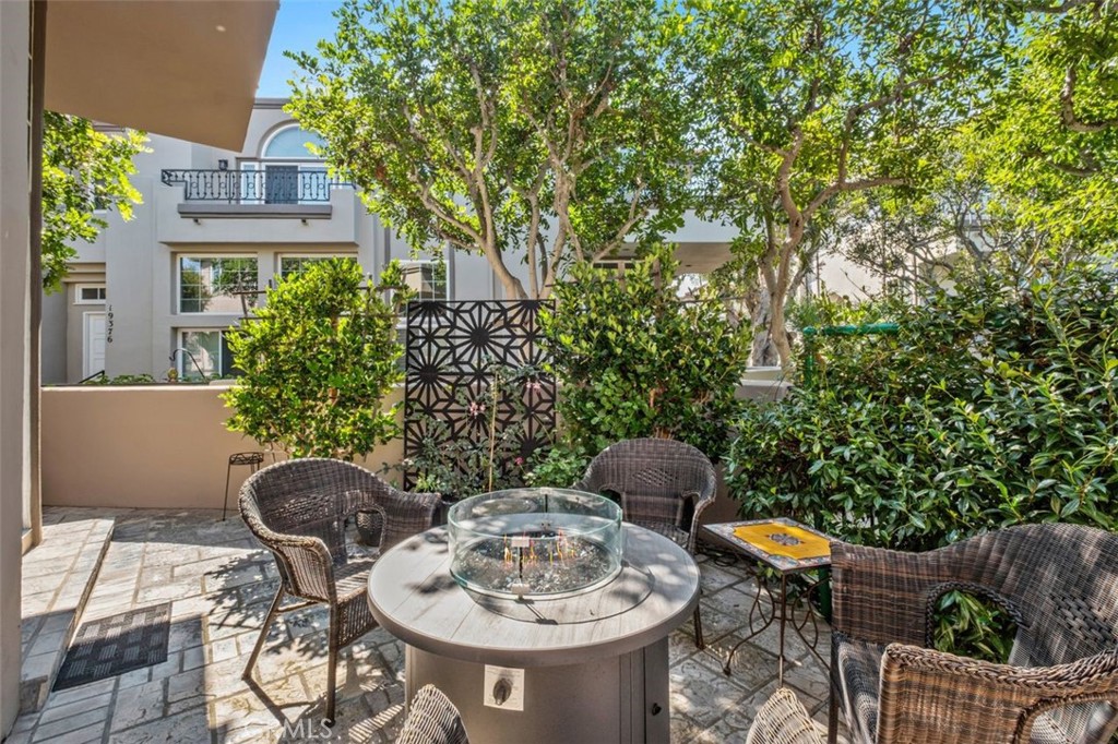 MLS #OC25223473 image #35