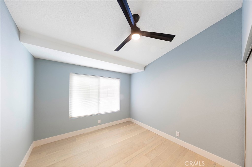 MLS #OC25223527 image #29