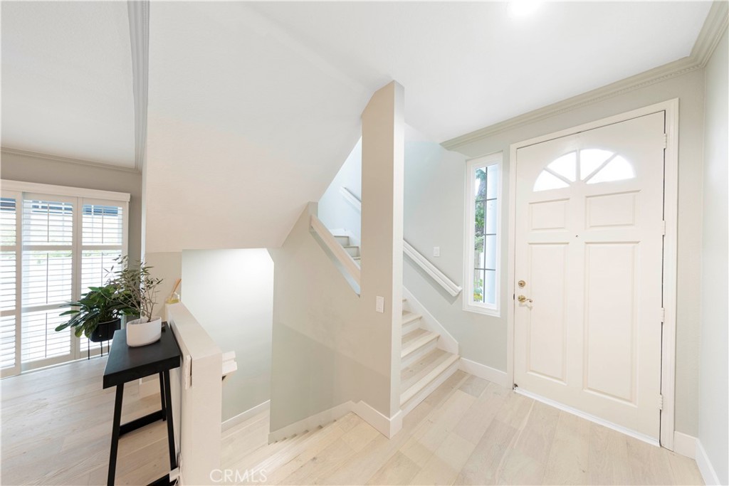 MLS #OC25223527 image #4