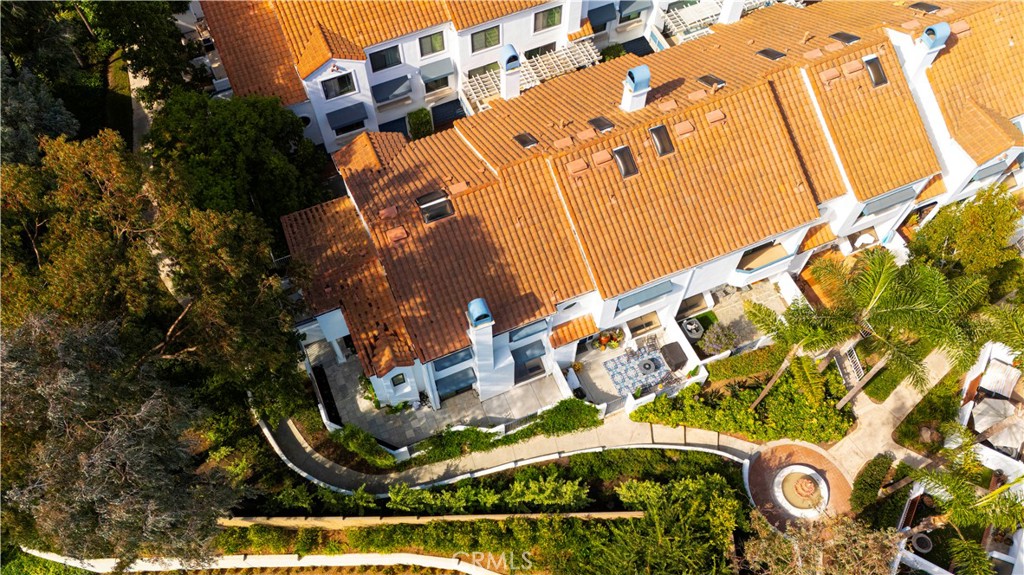 MLS #OC25223527 image #45