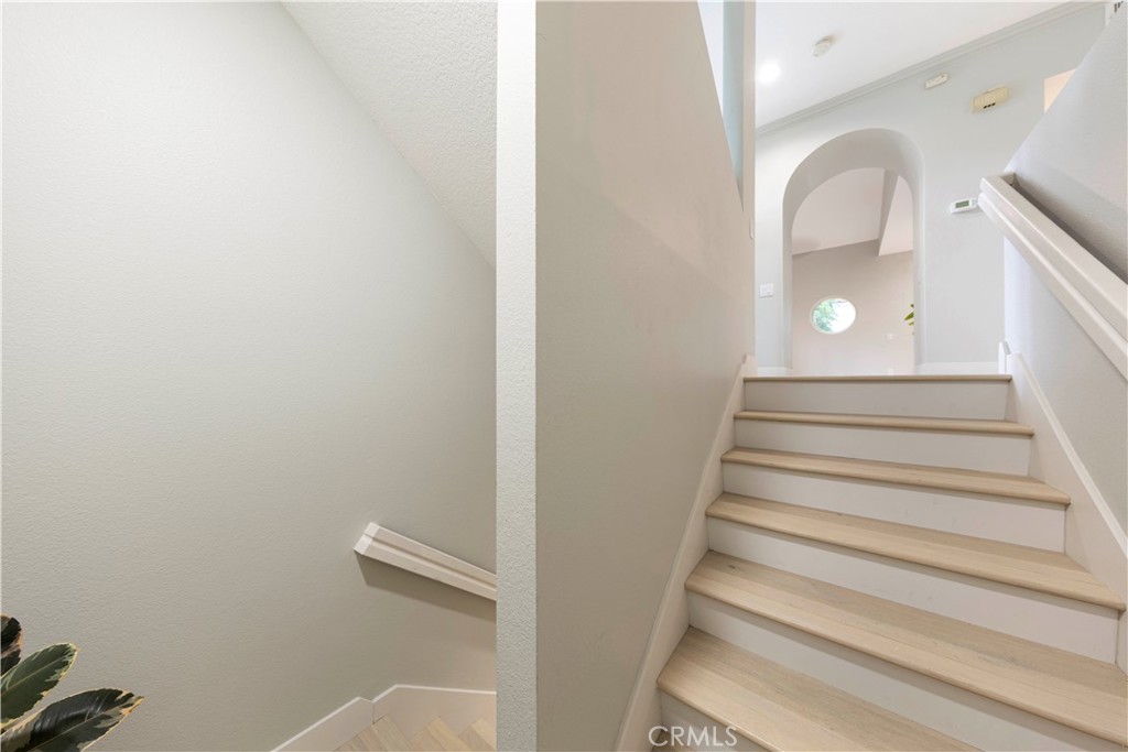 MLS #OC25223527 image #6