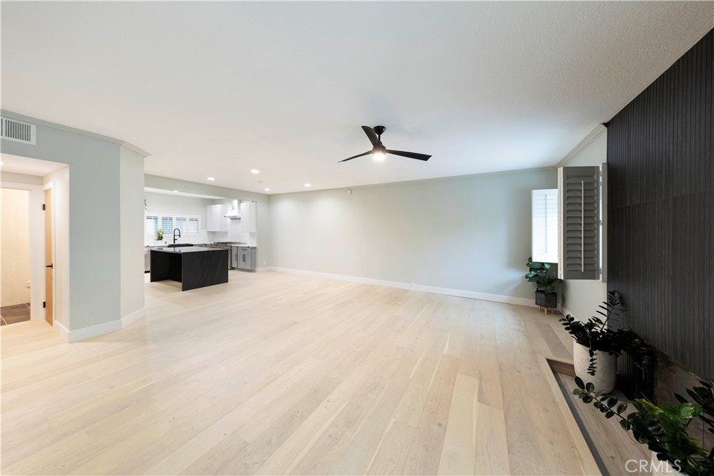 MLS #OC25223527 image #8