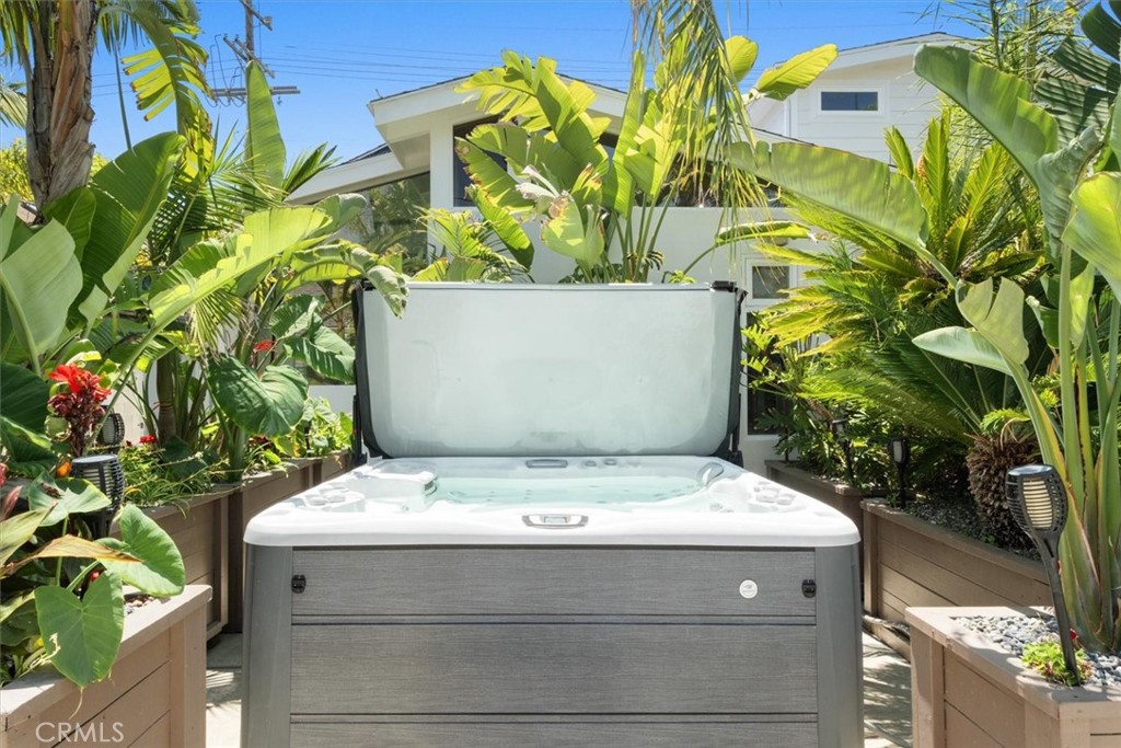 MLS #OC25223685 image #35