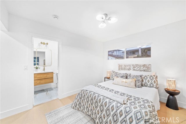 MLS #OC25223763 image #25