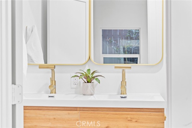 MLS #OC25223763 image #30