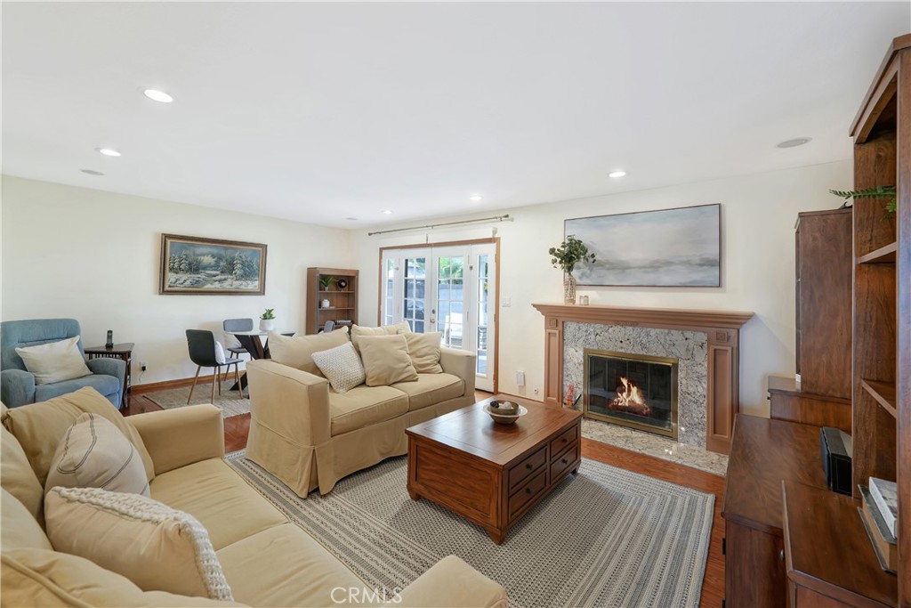 MLS #OC25223824 image #18