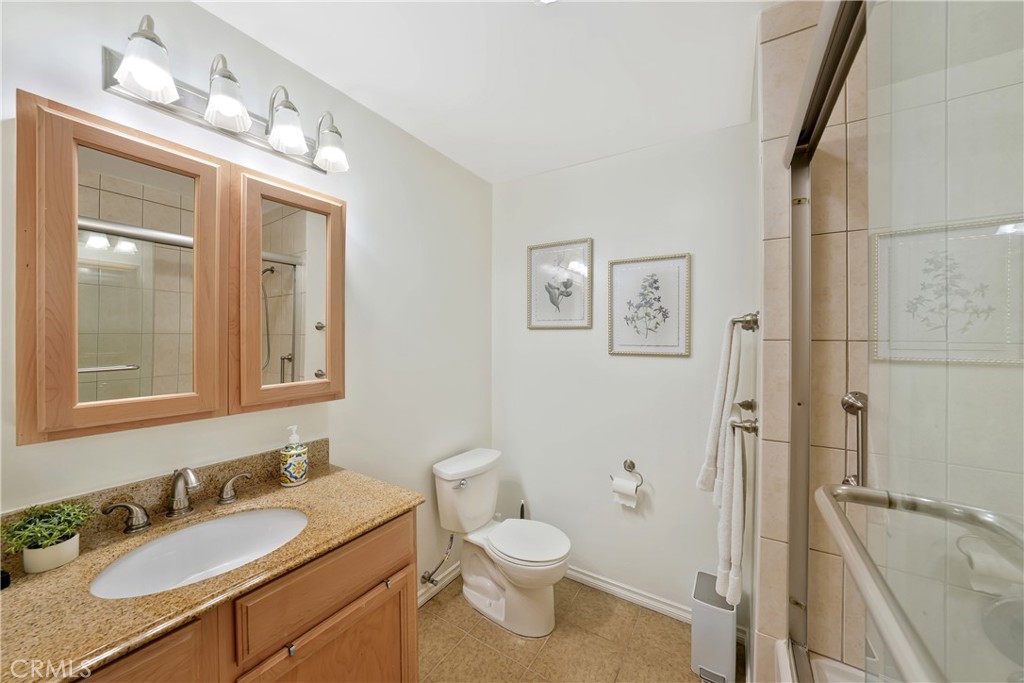 MLS #OC25223824 image #19