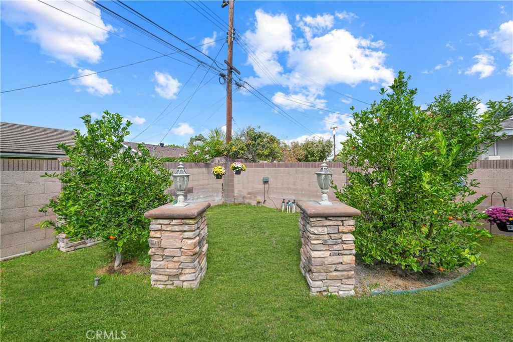 MLS #OC25223824 image #30