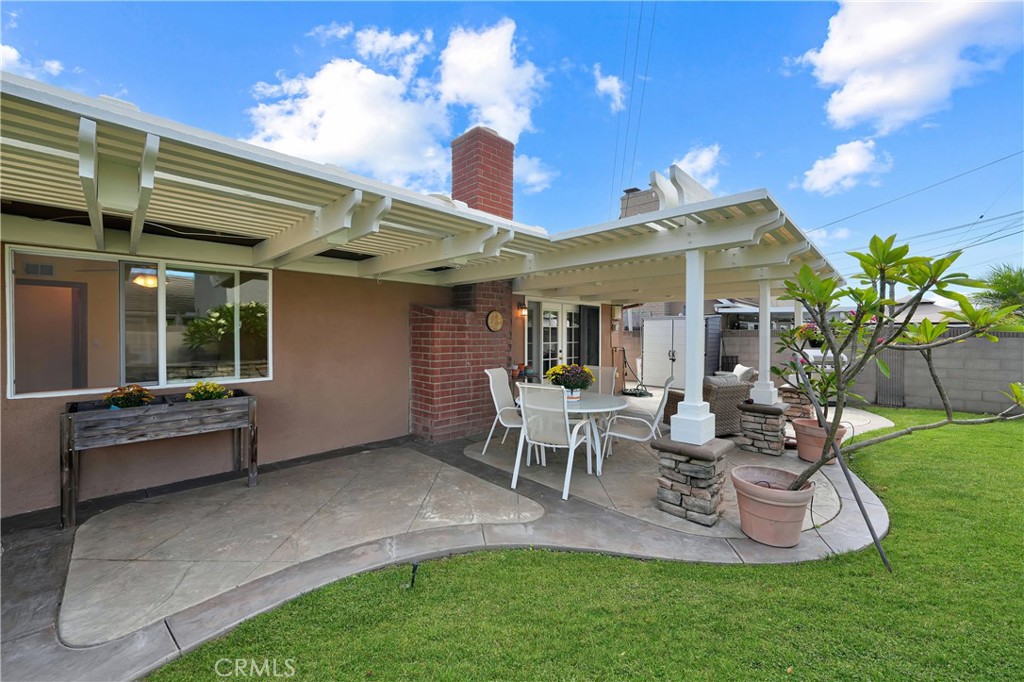 MLS #OC25223824 image #32