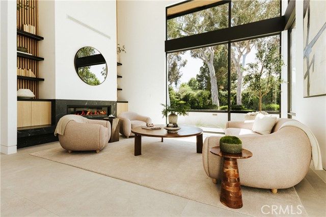 MLS #OC25223910 image #10