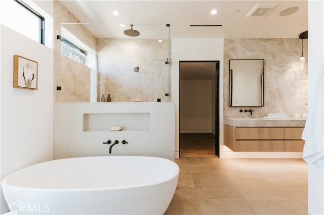 MLS #OC25223910 image #13