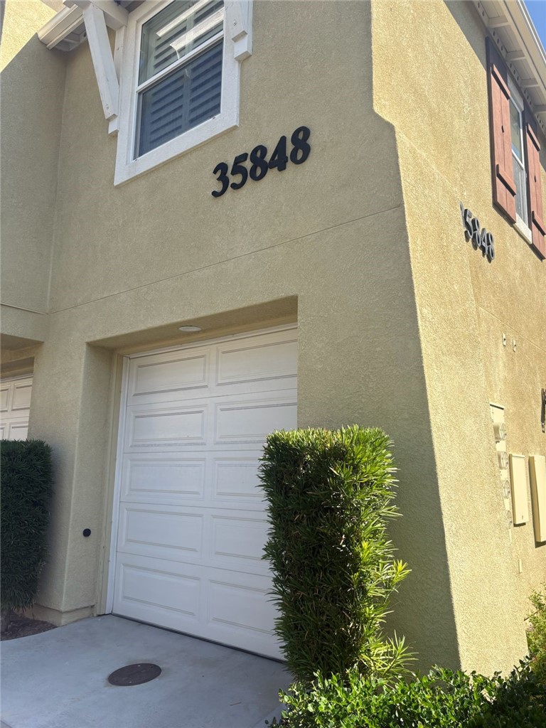 MLS #OC25223937 image #2