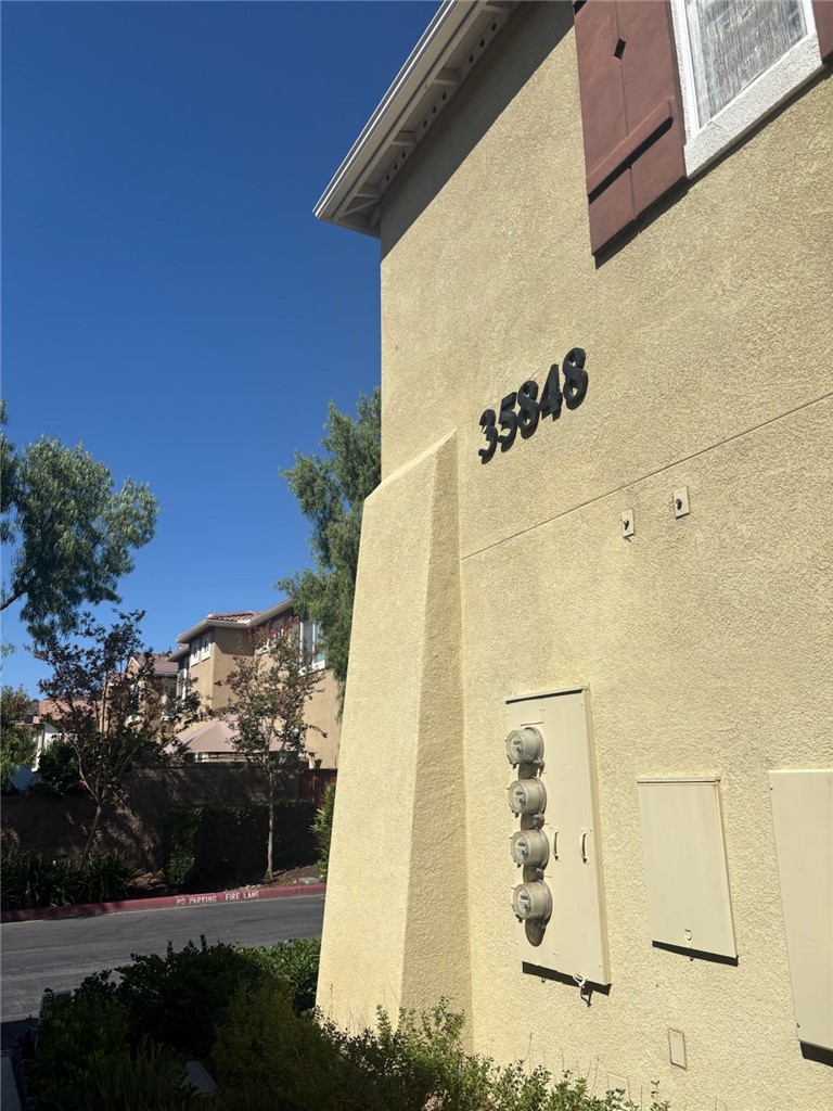 MLS #OC25223937 image #4