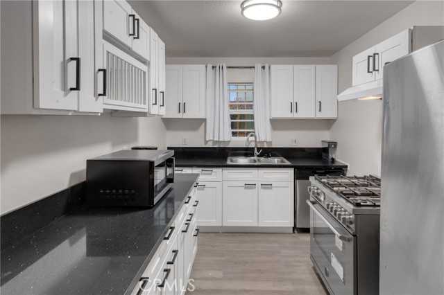 MLS #OC25223958 image #11