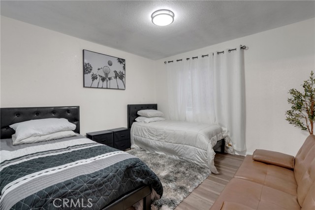 MLS #OC25223958 image #28