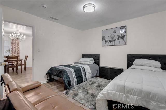 MLS #OC25223958 image #29