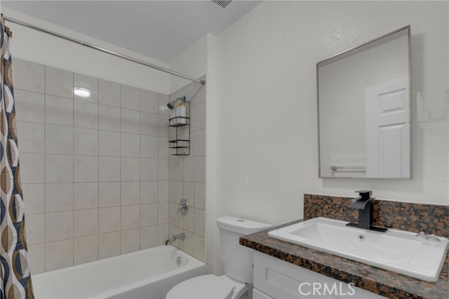 MLS #OC25223958 image #33