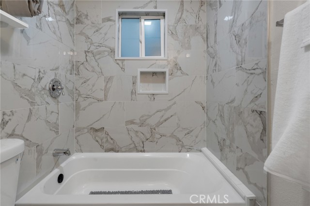 MLS #OC25223958 image #36