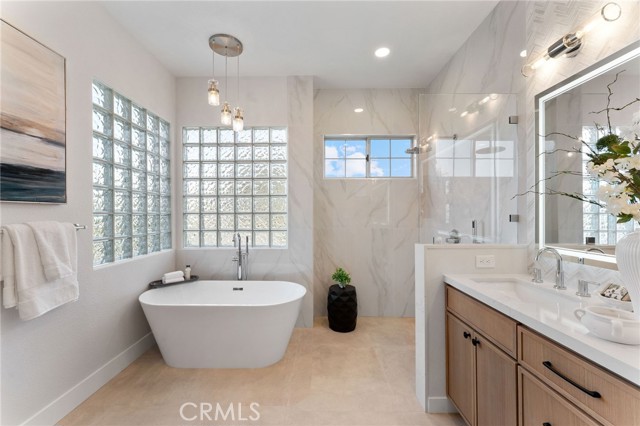 MLS #OC25223965 image #25