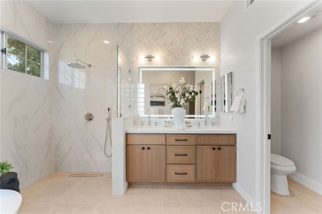 MLS #OC25223965 image #26