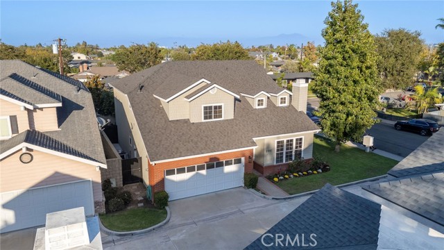 MLS #OC25223965 image #32