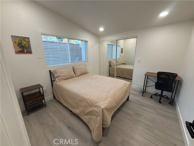 MLS #OC25223967 image #10