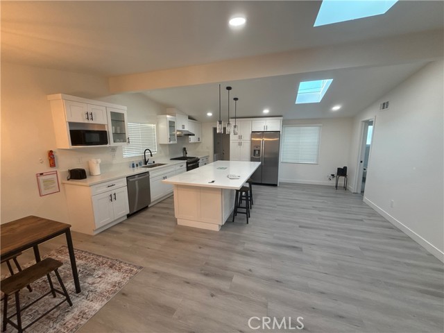 MLS #OC25223967 image #4