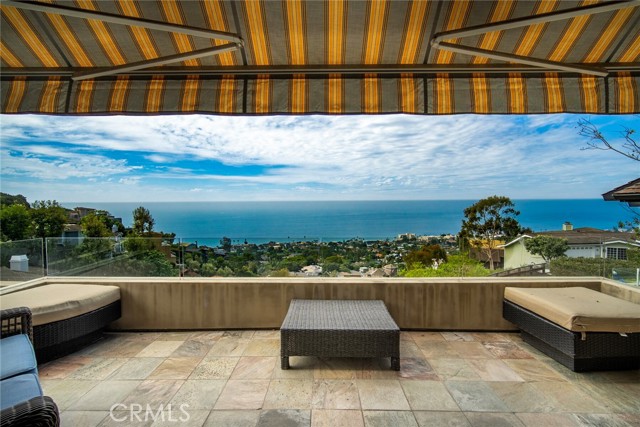 MLS #OC25223977 img 1