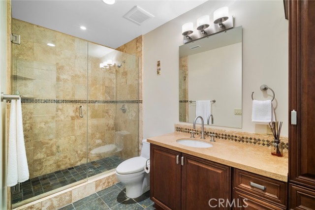 MLS #OC25223977 img 30