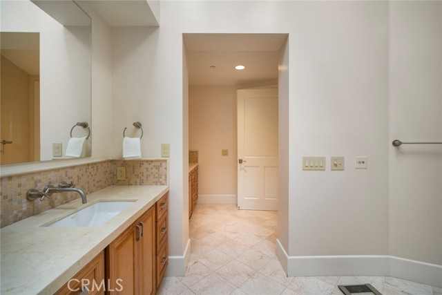 MLS #OC25223977 img 59