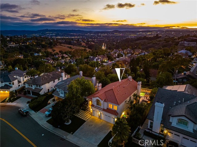 MLS #OC25223999 image #1