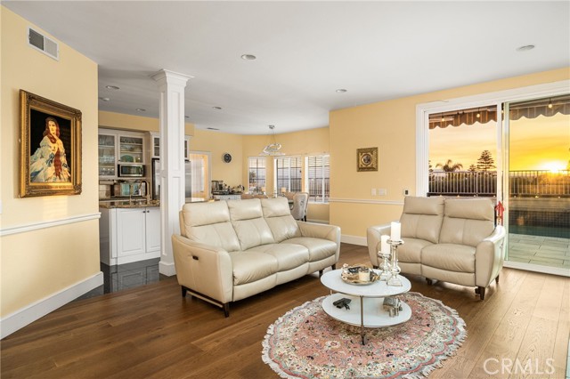 MLS #OC25223999 image #13