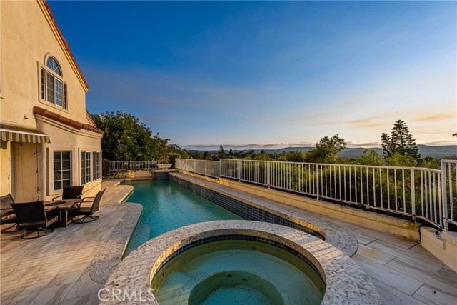 MLS #OC25223999 image #33