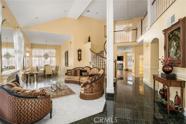 MLS #OC25223999 image #7