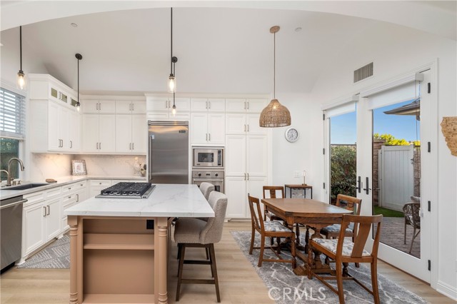 MLS #OC25224021 image #11