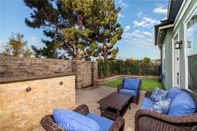 MLS #OC25224021 image #17