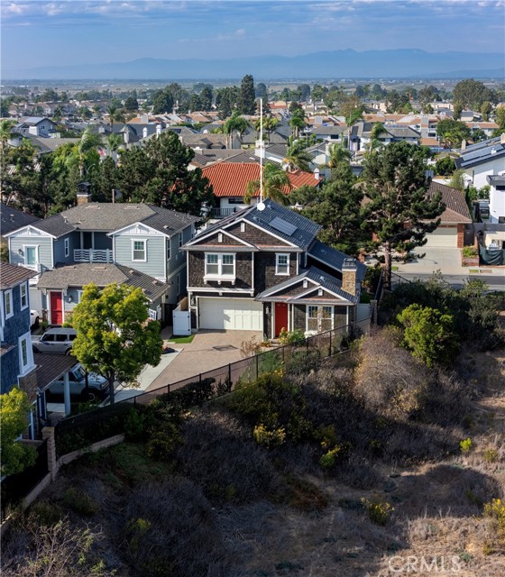 MLS #OC25224021 image #2