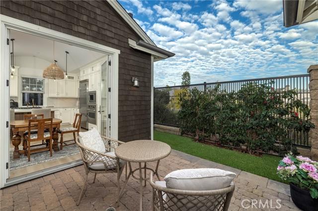 MLS #OC25224021 image #7