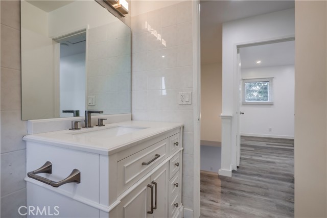 MLS #OC25224029 image #33