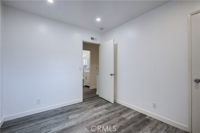 MLS #OC25224029 image #37